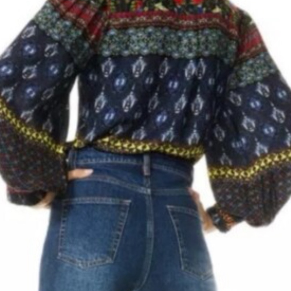 Gorgeous Pre Fall/Fall Alice + Olivia Multicolor Patterned Top